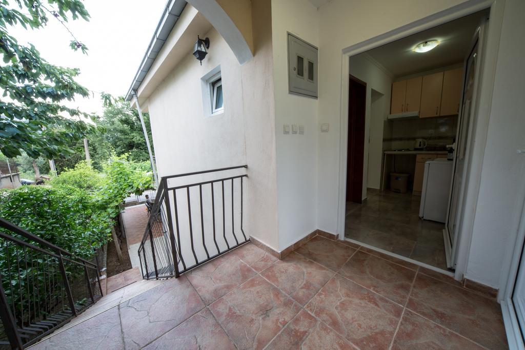 Apartments Pavicevic Tivat Zimmer foto