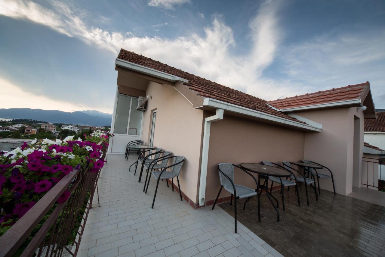 Apartments Pavicevic Tivat Zimmer foto
