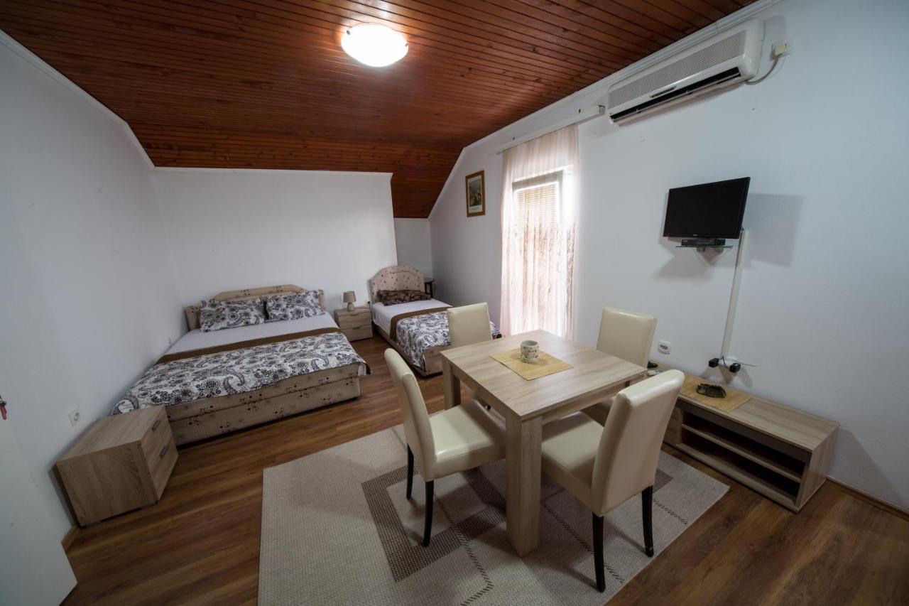 Apartments Pavicevic Tivat Zimmer foto