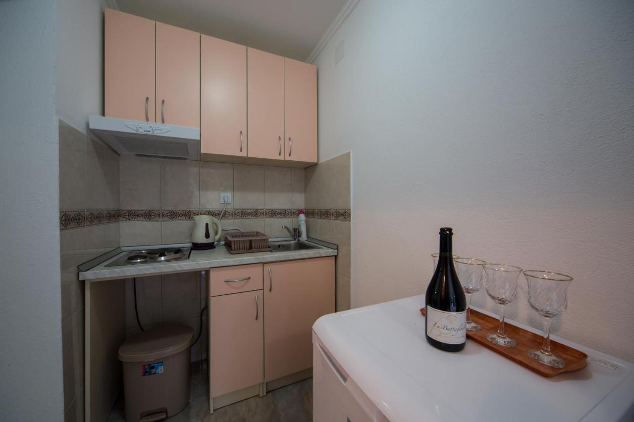 Apartments Pavicevic Tivat Zimmer foto